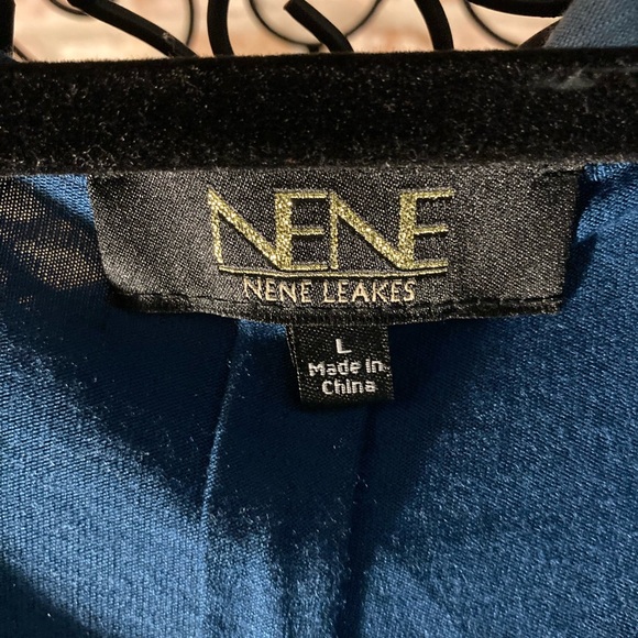 Nene Leakes Blue Tie Dye Two Piece Cardigan And Sleeveless Top - Picture 2 of 6